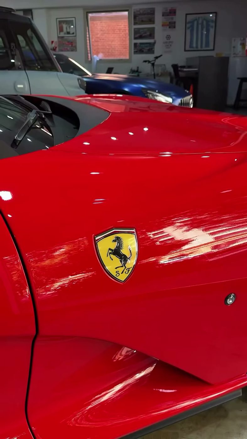 Ferrari 812 GTS, foto 6